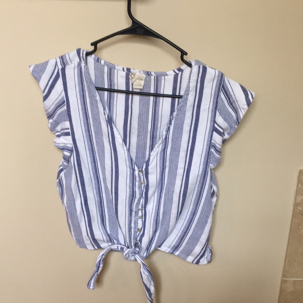 Blue stripped top